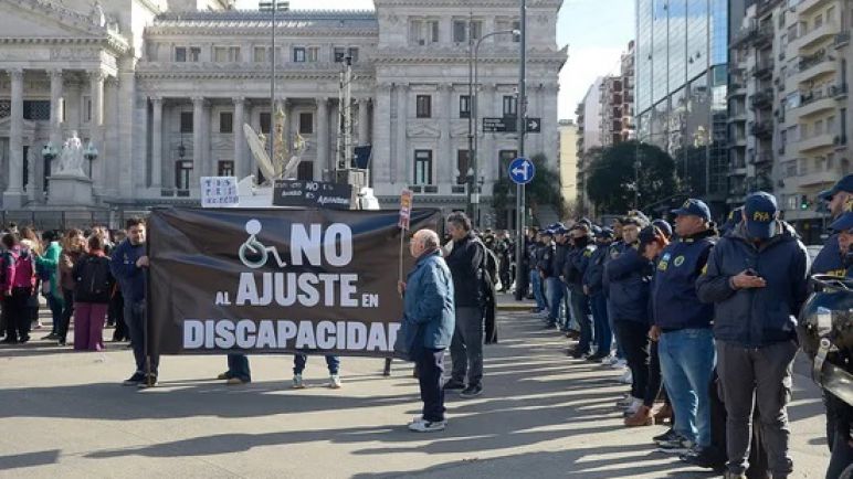 El Gobierno refuerza el presupuesto de ANDIS, pero la ley de emergencia en discapacidad sigue sin financiamiento